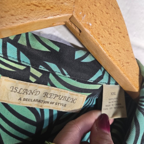 Vtg Island Republic 100% Silk Hawaiian Shirt Mens XXL Aloha Coconut Button - Picture 3 of 8